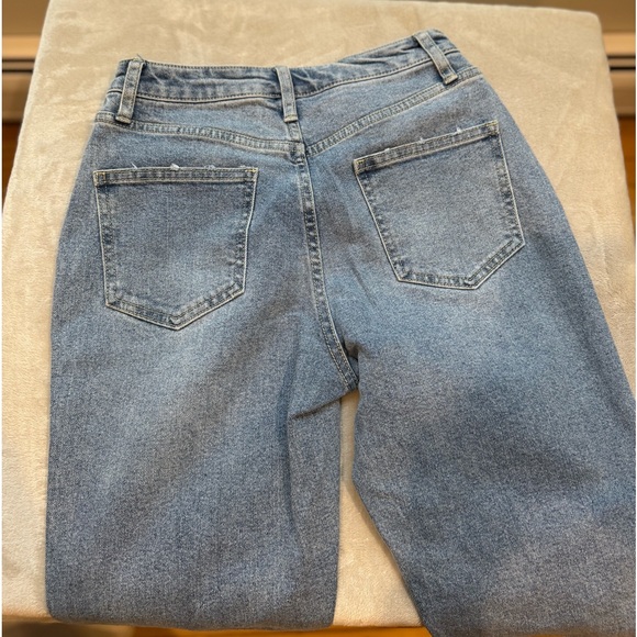 Arizona Jeans - Picture 3 of 3